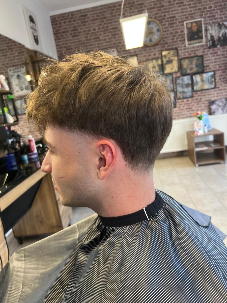 Haarschnitt 4 bei Friseur Barbarossa