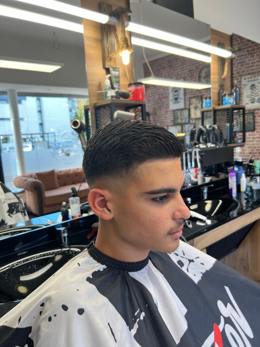 Haarschnitt 25 bei Friseur Barbarossa