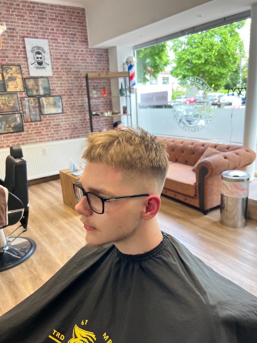 Haarschnitt 31 bei Friseur Barbarossa