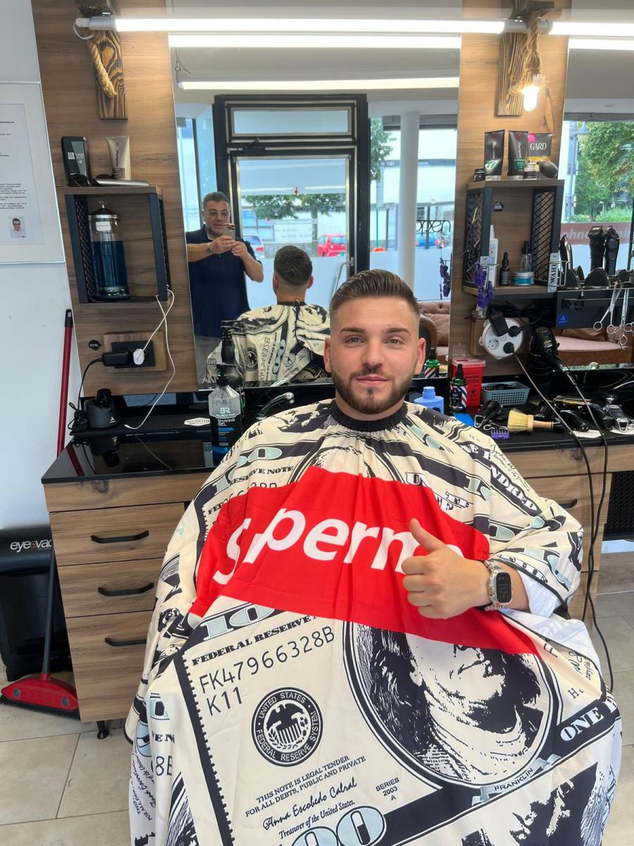 Haarschnitt 49 bei Friseur Barbarossa