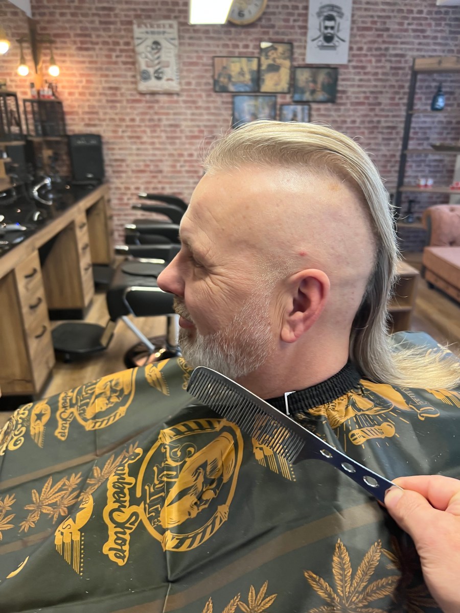 Haarschnitt 54 bei Friseur Barbarossa