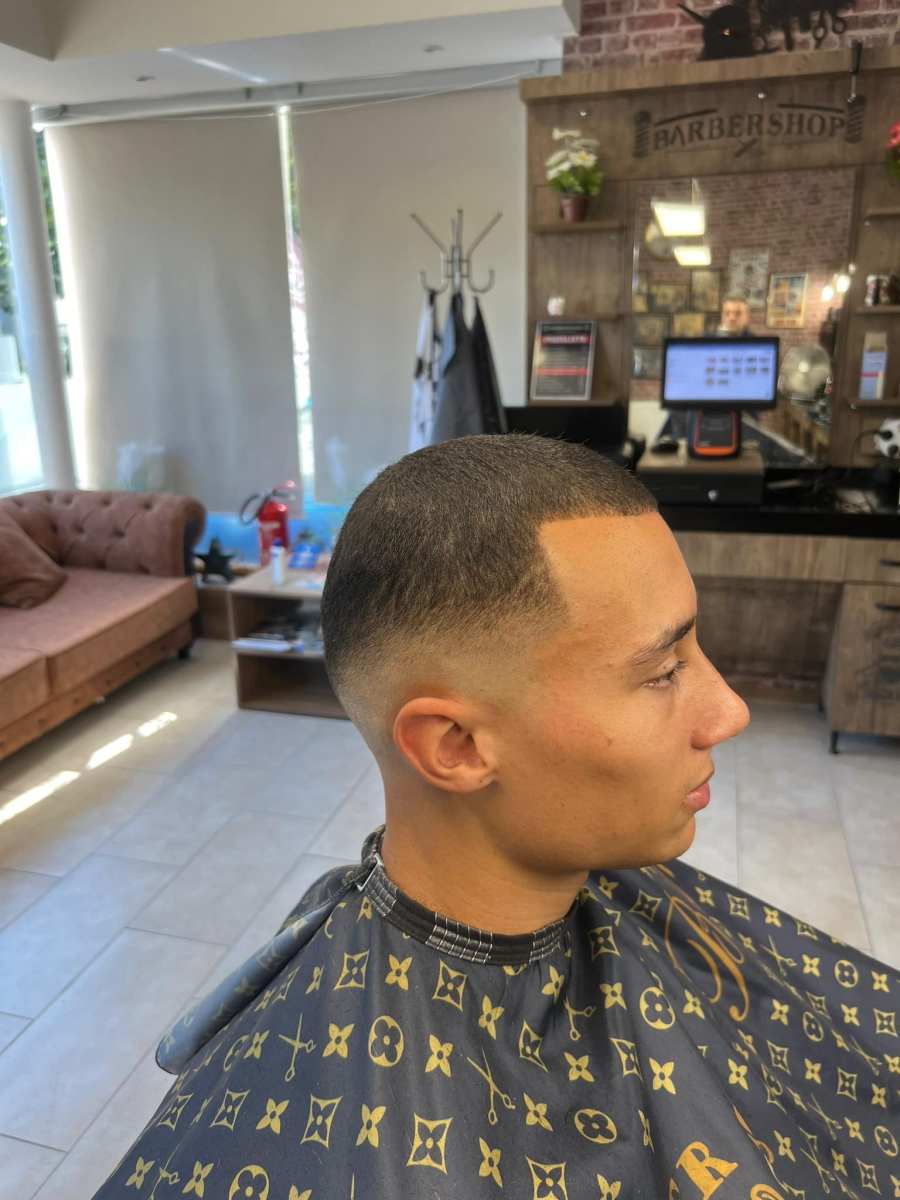 Haarschnitt 61 bei Friseur Barbarossa