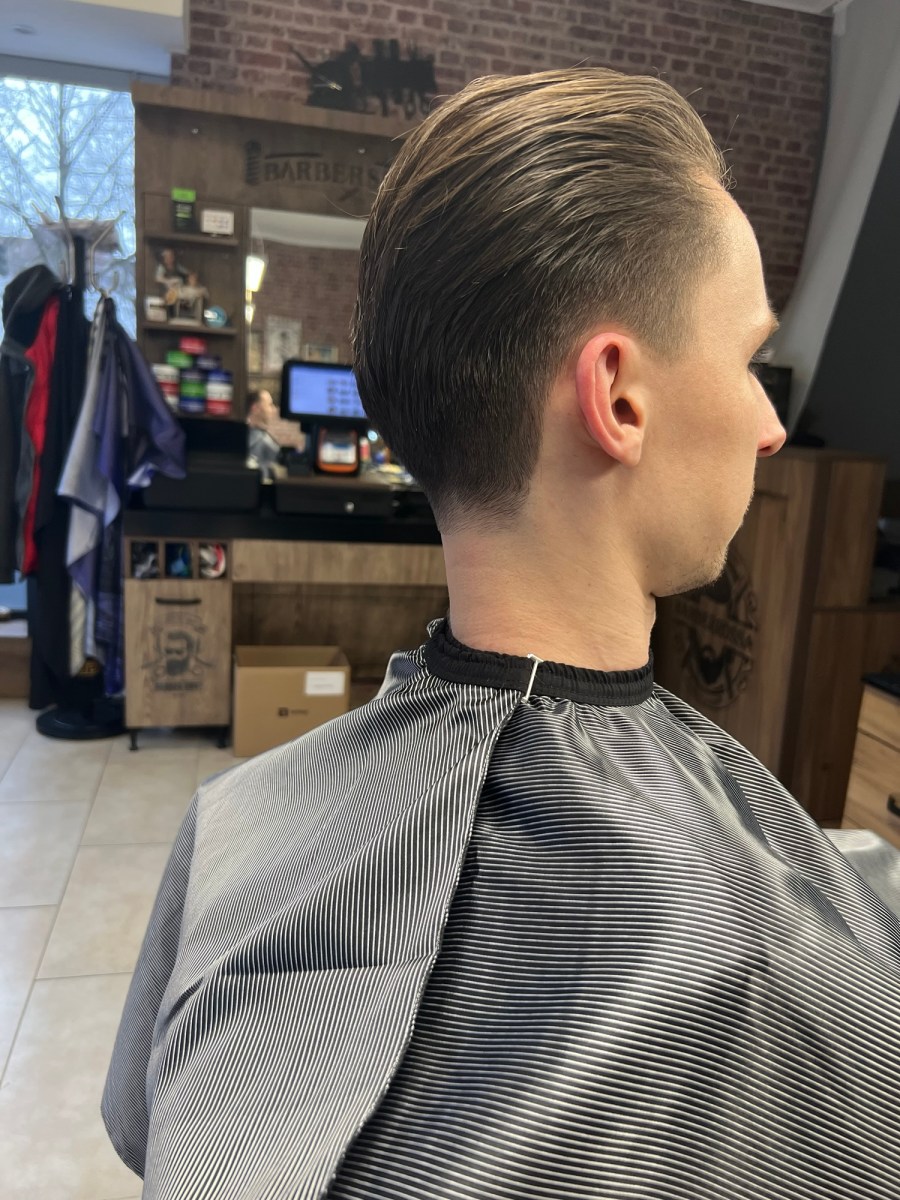 Haarschnitt 67 bei Friseur Barbarossa