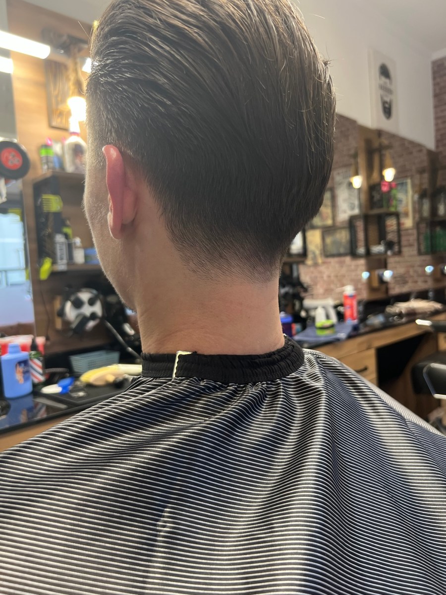 Haarschnitt 68 bei Friseur Barbarossa