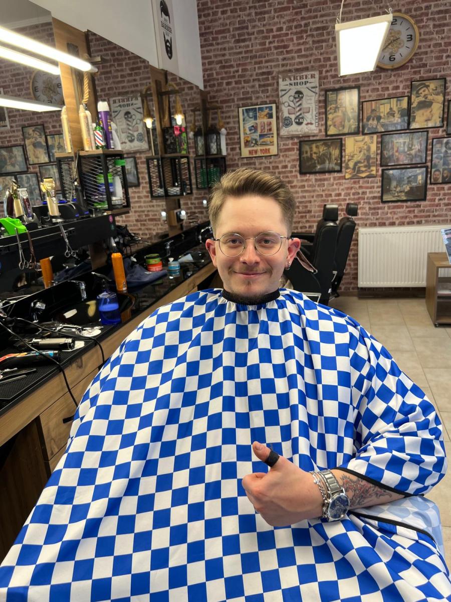 Haarschnitt 72 bei Friseur Barbarossa