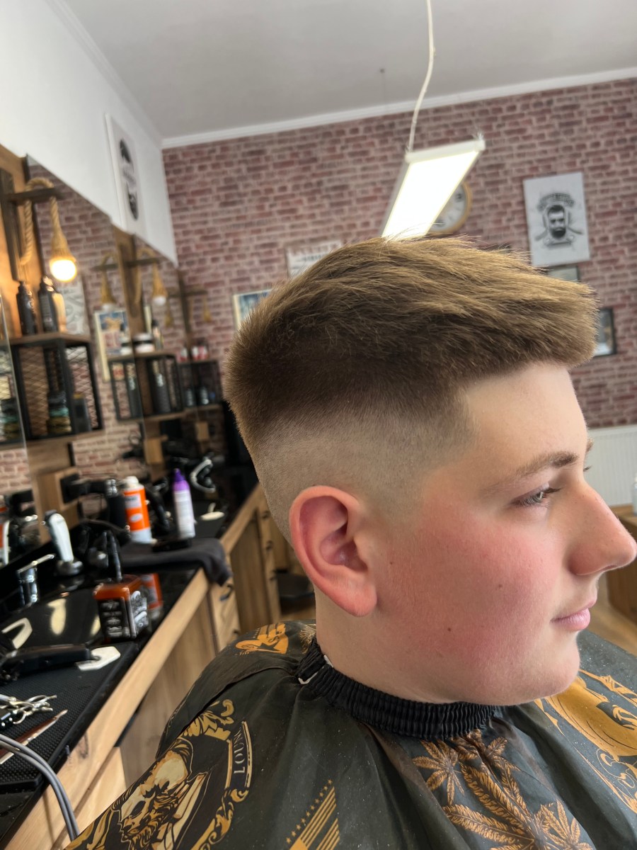 Haarschnitt 75 bei Friseur Barbarossa