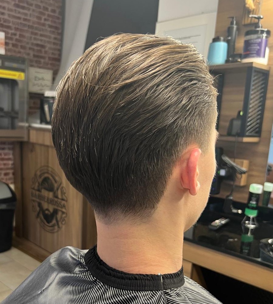 Haarschnitt 111 bei Friseur Barbarossa