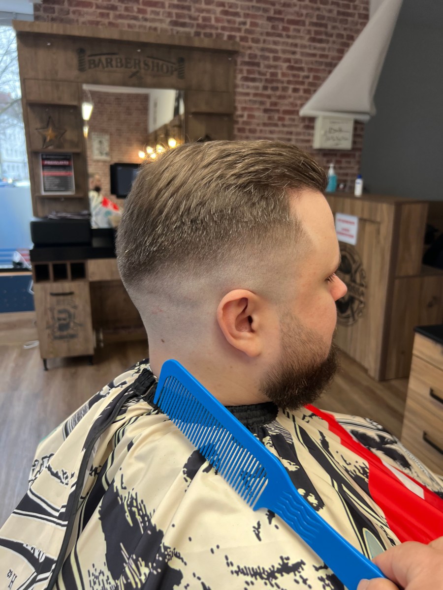 Haarschnitt 118 bei Friseur Barbarossa
