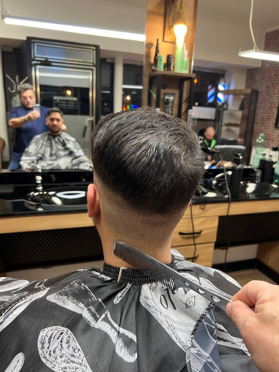 Haarschnitt 124 bei Friseur Barbarossa