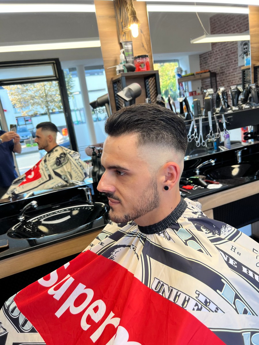 Haarschnitt 126 bei Friseur Barbarossa