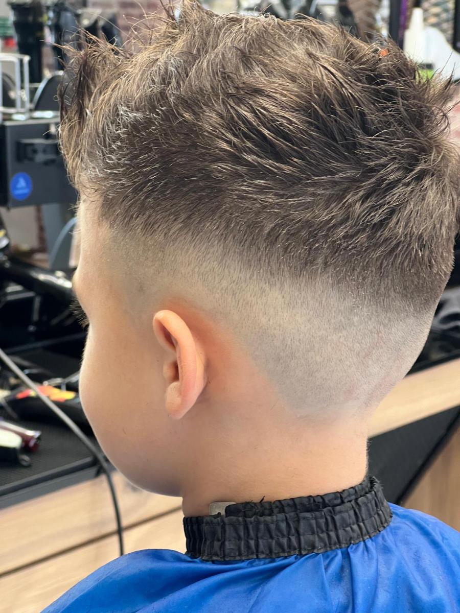 Haarschnitt 134 bei Friseur Barbarossa